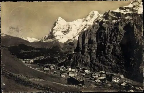 Ak Mürren Kanton Bern, Blick auf Ort und Alpen, Eiger, Mönch