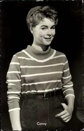 Ak Schauspielerin und Sängerin Conny Froboess, Portrait, Kleine Lucienne