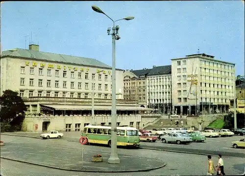 Ak Karl Marx Stadt Chemnitz in Sachsen, Interhotel Chemnitzer Hof, Bus