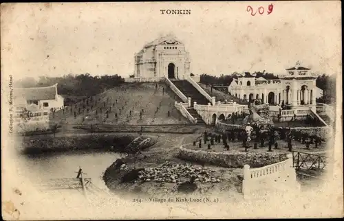 Ak Kinh-Luoc Vietnam, Village