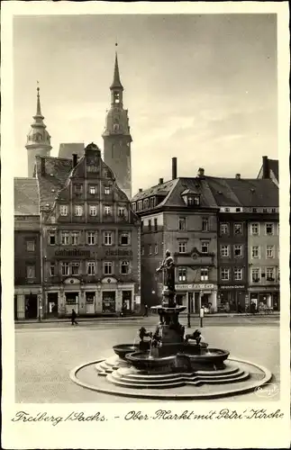 Ak Freiberg in Sachsen, Obermarkt mit Petri-Kirche, Brunnen