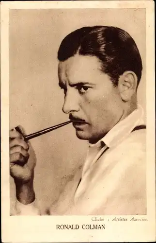 Ak Schauspieler Ronald Colman mit Tabakpfeife, Portrait