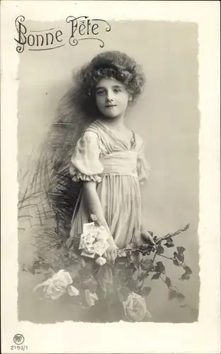 Ak Bonne Fete, Schauspielerin Grete Reinwald, Kinderportrait, Blumen