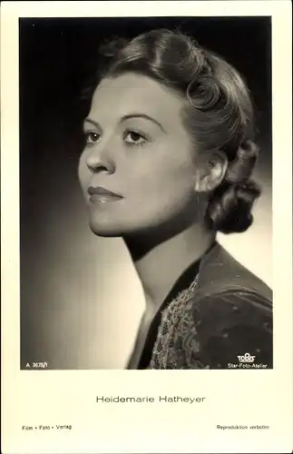 Ak Schauspielerin Heidemarie Hatheyer, Tobis Film A 3675 1, Portrait