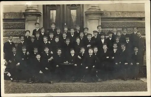 Studentika Ak Gruppenbild der Studenten