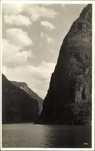 Ak Norwegen, Naerofjord, Beiteln