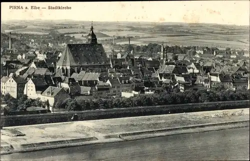 Ak Pirna an der Elbe, Teilansicht der Ortschaft mit Stadtkirche