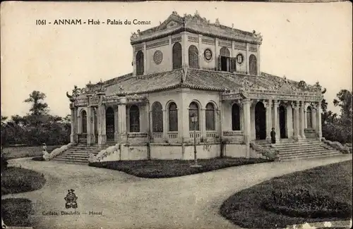 Ak Hue Vietnam, Palais du Comat