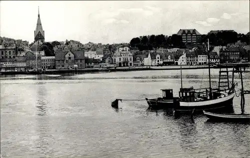 Ak Flensburg in Schleswig Holstein, Teilansicht mit Marienkirche, Kompagnietor, Handelslehranstalten