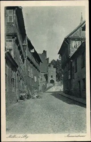 Ak Mölln im Herzogtum Lauenburg, Blick in die Museumstraße