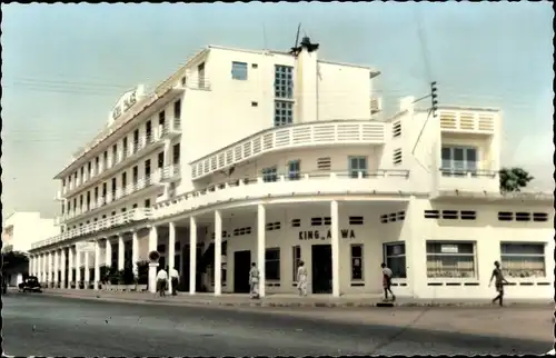 Ak Douala Kamerun, Akwa Palace