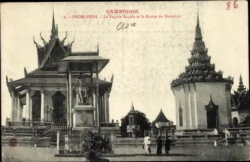 Ak Pnom Penh Kambodscha, La Pagode Royale et la Statue de Norodom