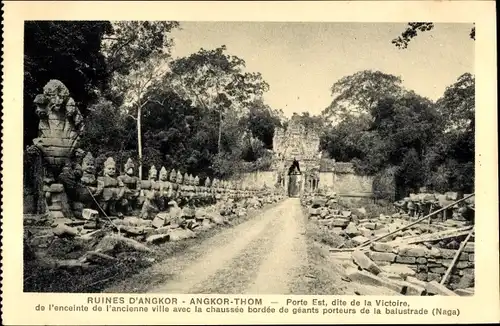 Ak Angkor Thom Kambodscha, Tempelanlage, Statuen