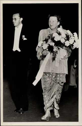 Ak Juliana der Niederlande mit Prinz Bernhard, 19 Juli 1949