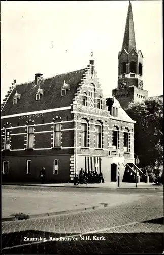 Ak Zaamslag Zeeland Niederlande, Raadhuis en N. H. Kerk