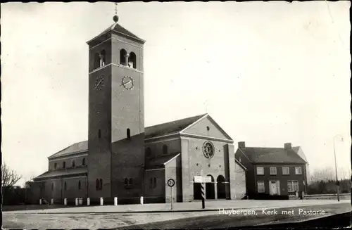 Ak Huijbergen Huybergen Woensdrecht Nordbrabant Niederlande, Kerk met Pastorie