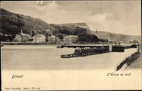 Ak Dinant Wallonien, L'Ecluse en aval