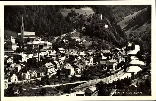 Ak Landeck in Tirol, Panorama vom Ort