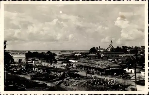 Ak Douala Duala Kamerun, Vue générale du Marché