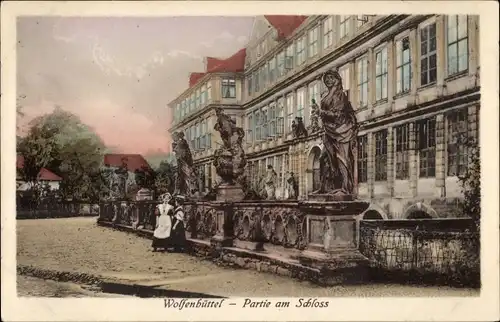 Ak Wolfenbüttel in Niedersachsen, Partie am Schloss
