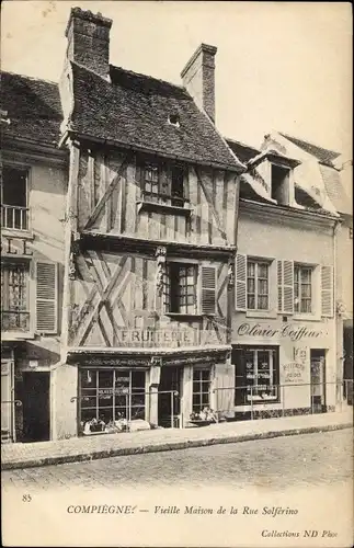 Ak Compiègne Oise, Vieille Maison de la Rue Solferino