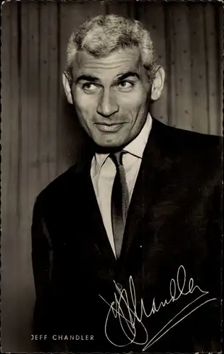 Ak Schauspieler Jeff Chandler, Portrait