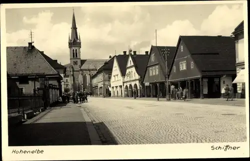 Foto Ak Vrchlabí Hohenelbe Region Königgrätz, Straßenpartie, Kirche