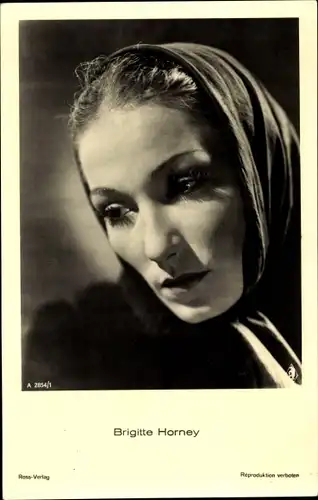 Ak Schauspielerin Brigitte Horney, Portrait