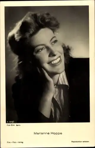 Ak Schauspielerin Marianne Hoppe, Portrait