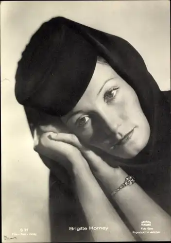 Ak Schauspielerin Brigitte Horney, Portrait