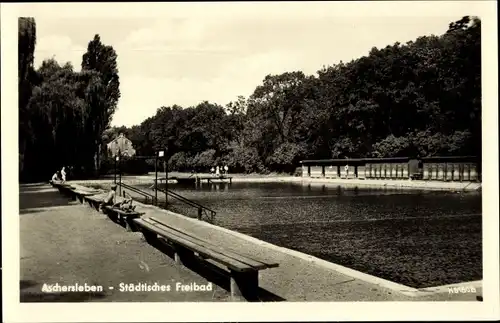 Ak Aschersleben im Salzlandkreis, Städtisches Freibad