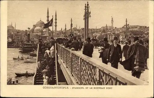 Ak Konstantinopel Istanbul Türkei, Stamboul et le nouveau pont, hommes en costumes