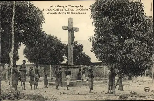 Ak Saint Francois de l'Alima Franz. Kongo, Le Calvaire devant la Maison des Missionaires