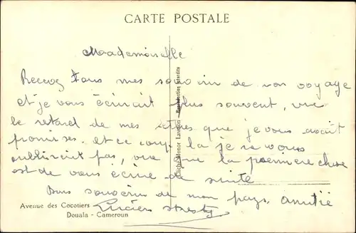 Ak Douala Kamerun, Avenue des Cocotiers, Palmenallee, Wohnhäuser