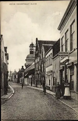 Ak Sluis Zeeland Niederlande, Oude Kerkstraat, Handlung