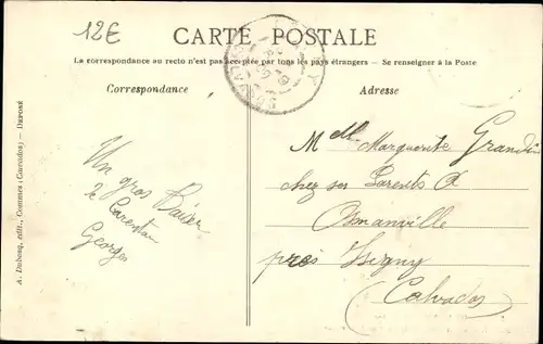 Ak Scene de la vie normande, Servante déjeunant sur sa hourrique
