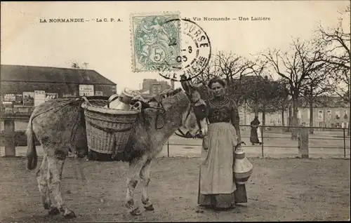 Ak La Normandie, la vie Normande, une laitiere