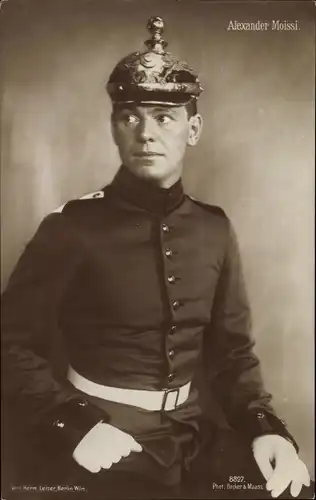 Ak Schauspieler Alexander Moissi, Portrait in Uniform