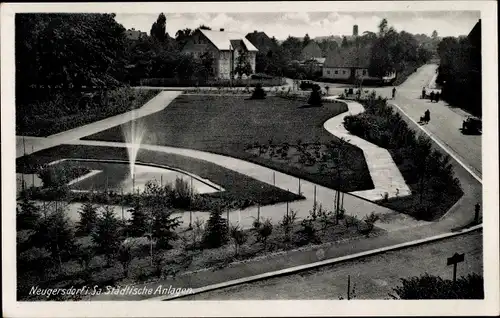 Ak Neugersdorf, Städtische Anlagen, Teich mit Fontäne