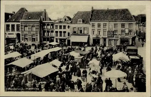 Ak Harderwijk Gelderland, Marktdag