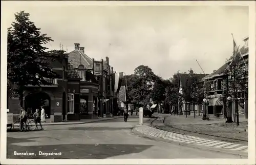 Ak Bennekom Gelderland, Dorpsstraat