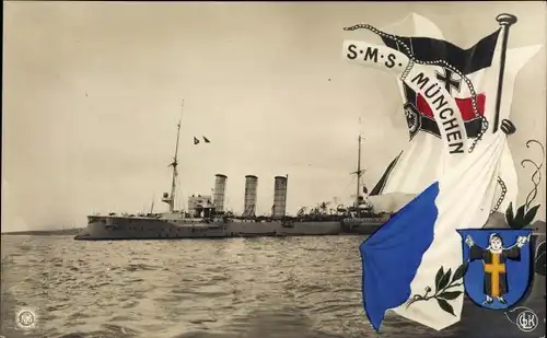 Ak Deutsches Kriegsschiff, SMS München, Kaiserliche Marine, Fahnen, Wappen