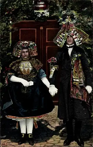 Ak Hessische Trachten, Schwälmer Brautpaar, Hochzeitskleidung, Kopfbedeckung