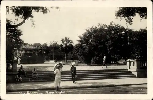 Ak Dakar Senegal, Place Protêt