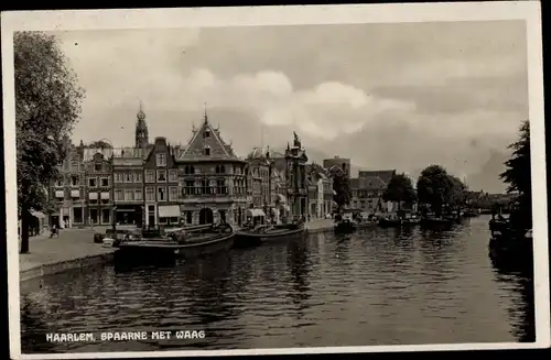 Ak Haarlem Nordholland Niederlande, Spaarne met Waag