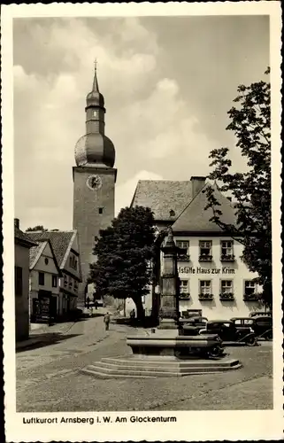 Ak Arnsberg im Sauerland Westfalen, Am Glockenturm