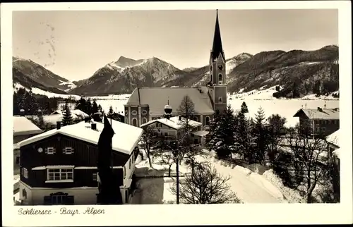 Ak Schliersee in Oberbayern, Blick über den Ort, Alpenblick, Winterpartie