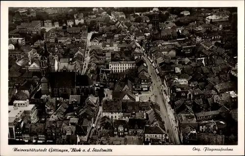 Ak Göttingen in Niedersachsen, Stadtmitte, Fliegeraufnahme