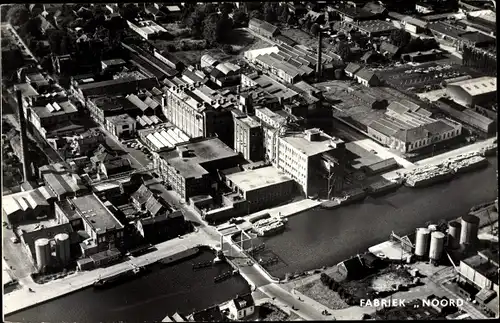 Ak Krommenie Zaanstad Nordholland Niederlande, Linoleumfabriek Noord, Fliegeraufnahme