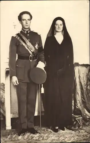 Ak Königin Astrid mit König Leopold III. von Belgien, Portrait